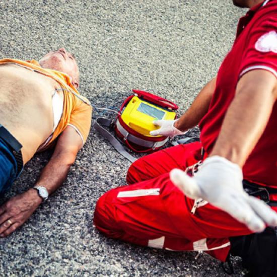 Défibrillateur Automatisé Externe : Dispositif vital pour les urgences cardiaques
