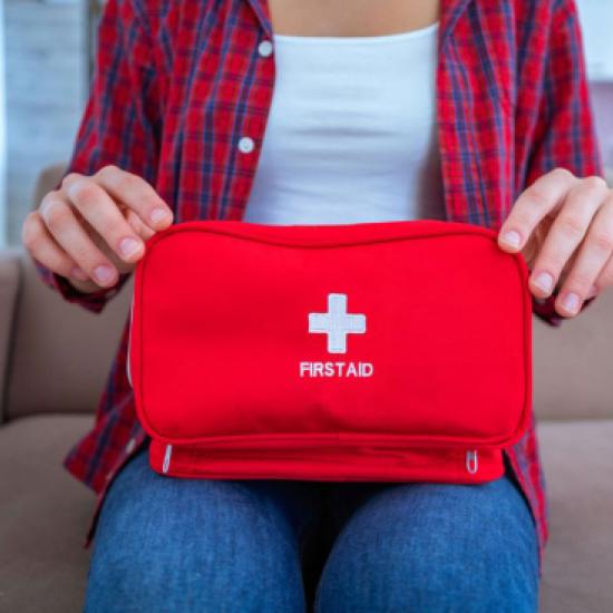 Que mettre dans un kit d'urgence contre les risques naturels ?