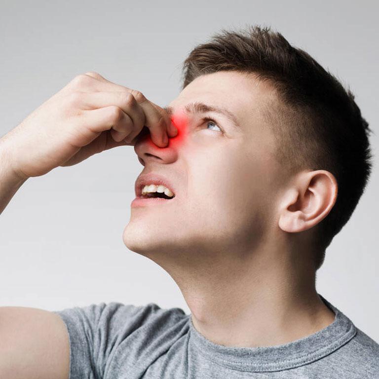 Comment arrêter le saignement de nez ?