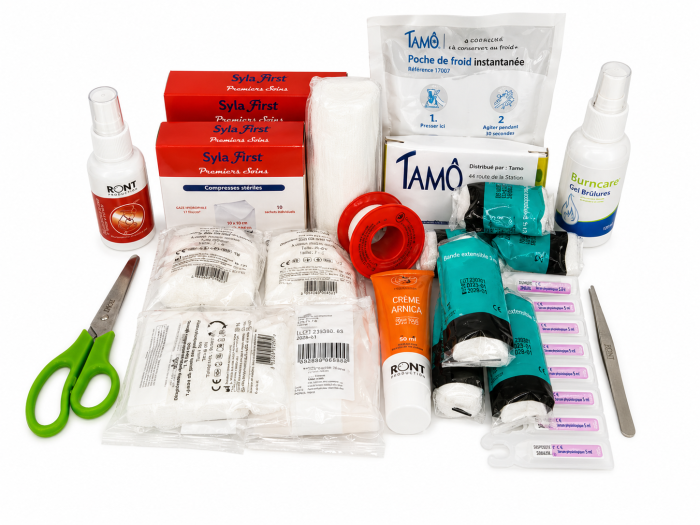 Recharge de trousse de secours avec pansements compresses et bandes